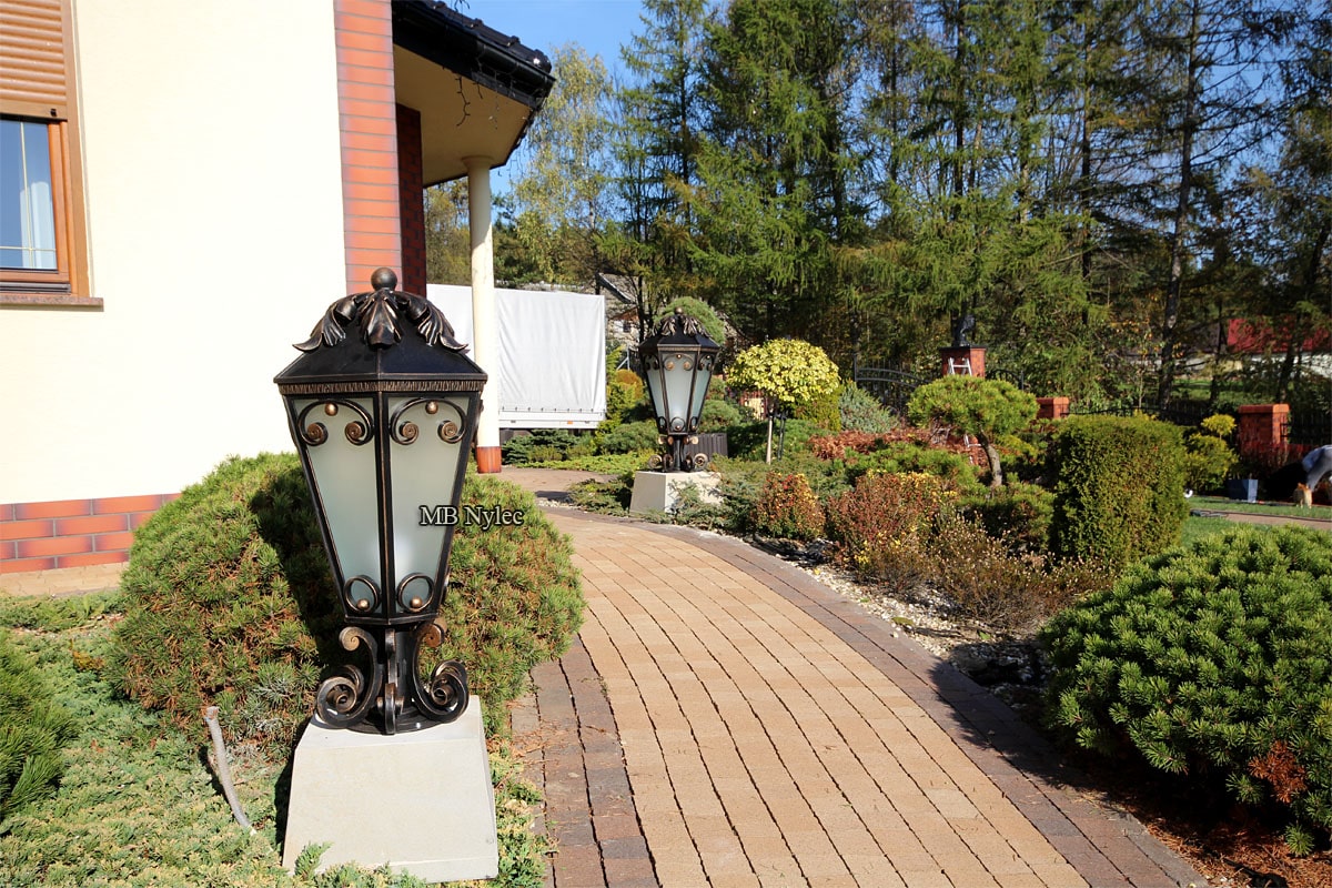 Elegant smedet havelampe i glamourstil – billede 2