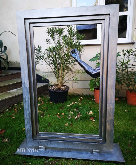Maleren – moderne skulptur i stål (Z 113)