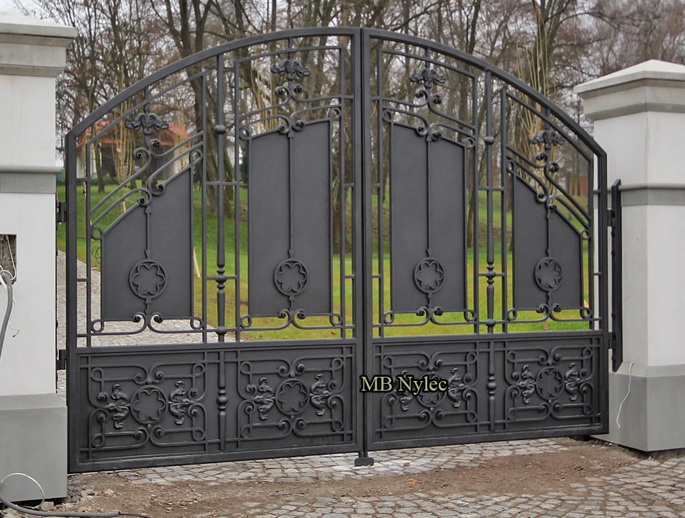 Smedejernsport til villa og herregård (BP 52)