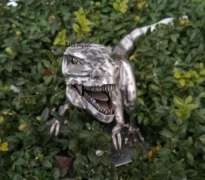Tyrannosaurus i rustfrit stål – billede 4