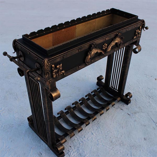 Eleganter kleiner Schmiedegrill – 1