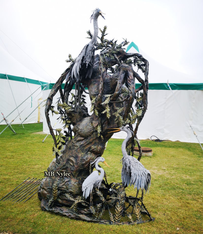 Exklusive Leuchte als Metallskulptur – 2