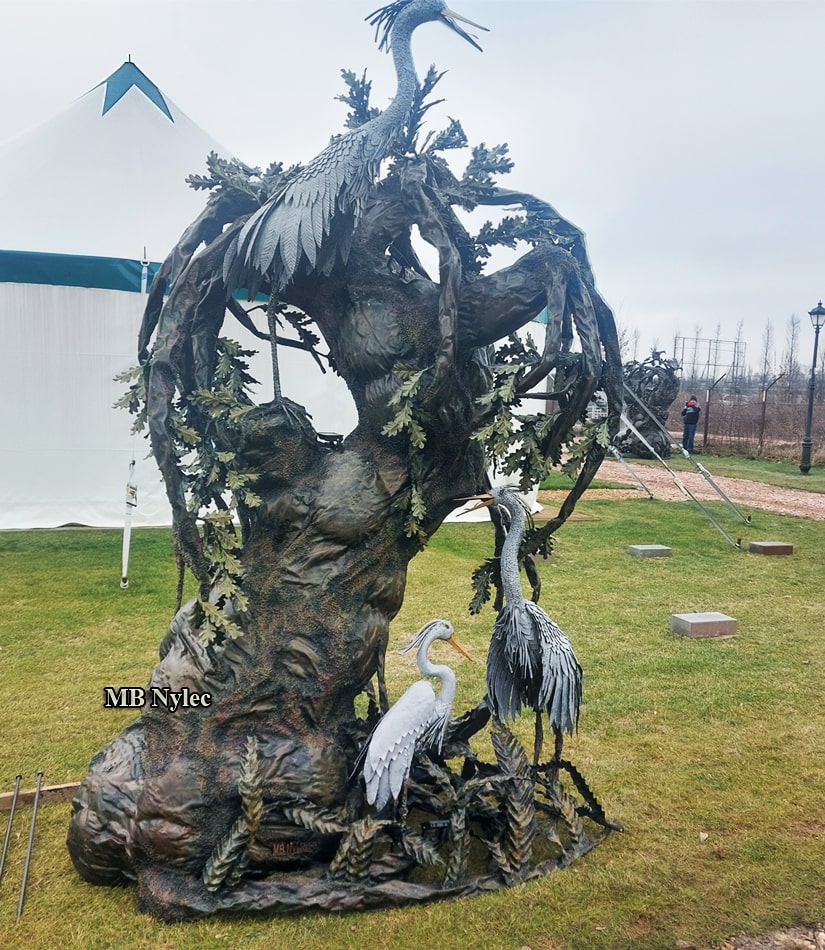 Exklusive Leuchte als Metallskulptur – 4