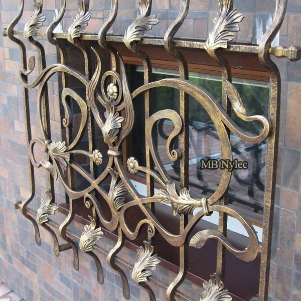 Fenstergitter mit geschmiedetem Akanthus – 1