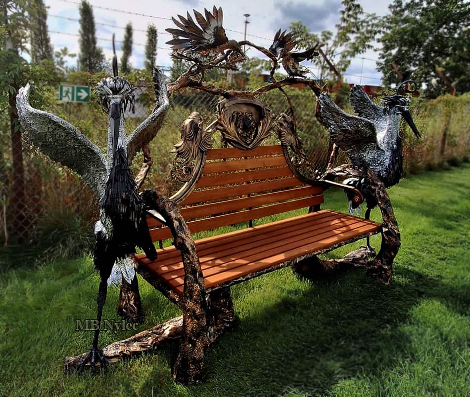 Gartenbank als Stahlskulptur (MK 82 b)