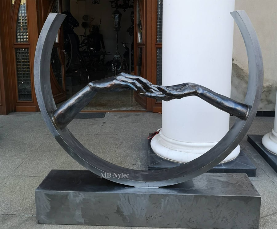 Liebe – große moderne Skulptur – 4