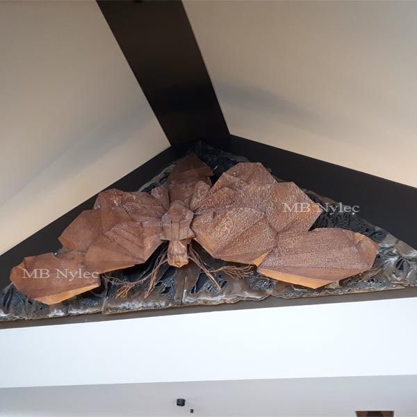 Nachtfalter – Stahlrelief, 420 × 200 cm – 2