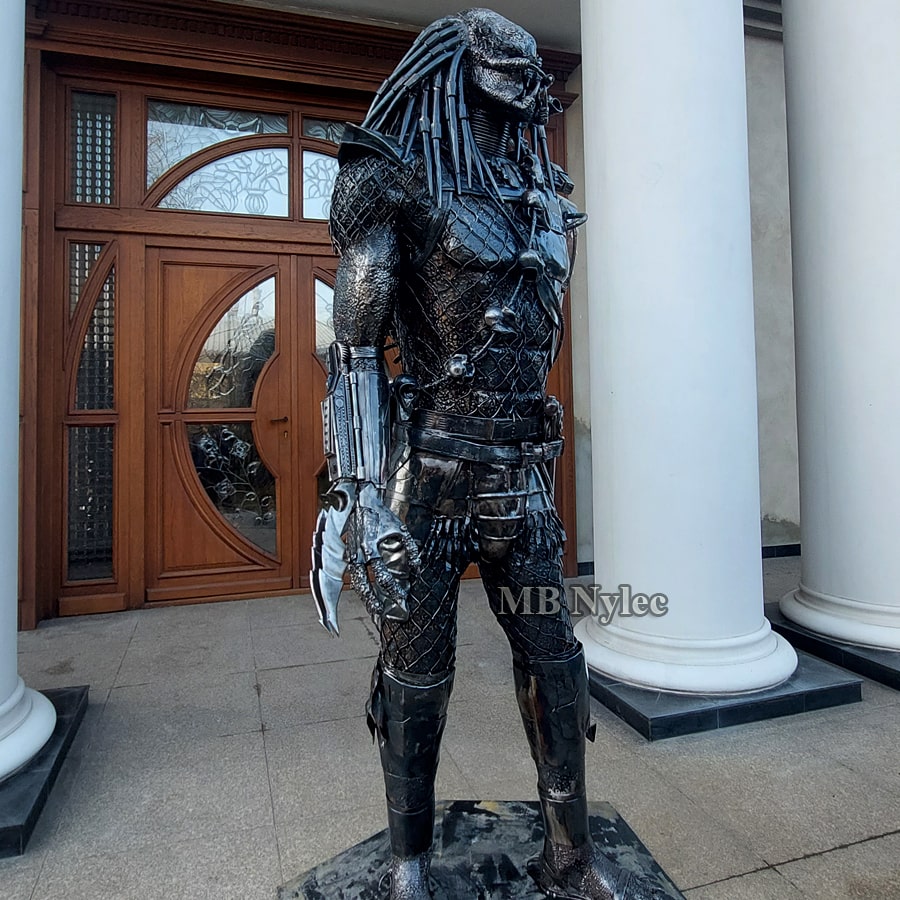 Predator – Metallskulptur, 230 cm – 1