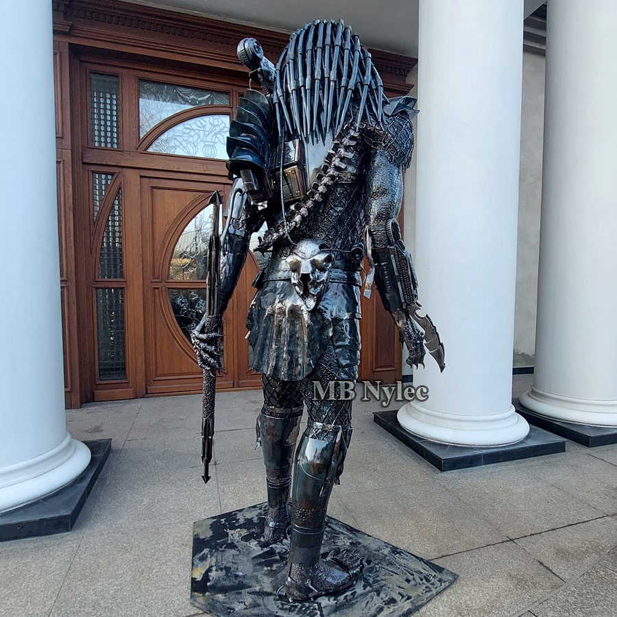 Predator – Metallskulptur, 230 cm – 2