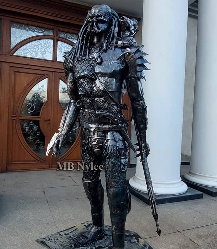 Predator – exklusive Metallskulptur (Z 102)