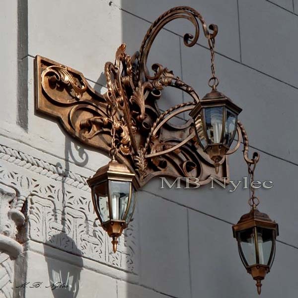 Stor smidd vegglampe med tre armer OGD 6