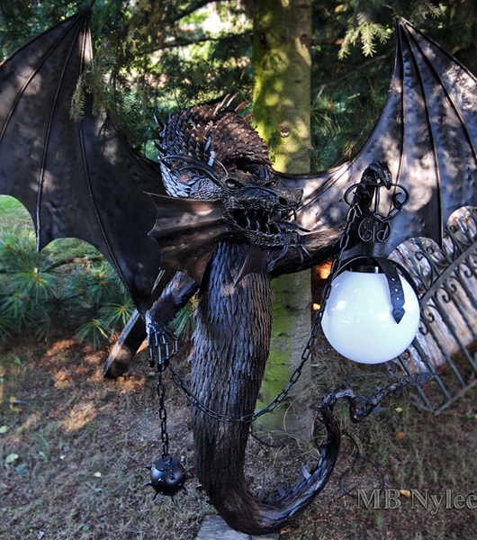 Stor smidd vegglampe med tre armer OGD 6