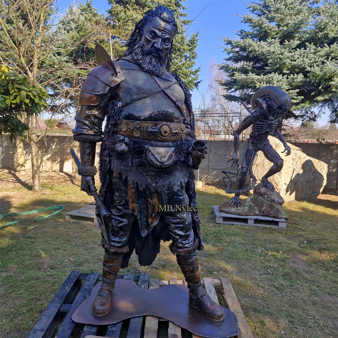 Viking – realistisk kjempeskulptur – 2