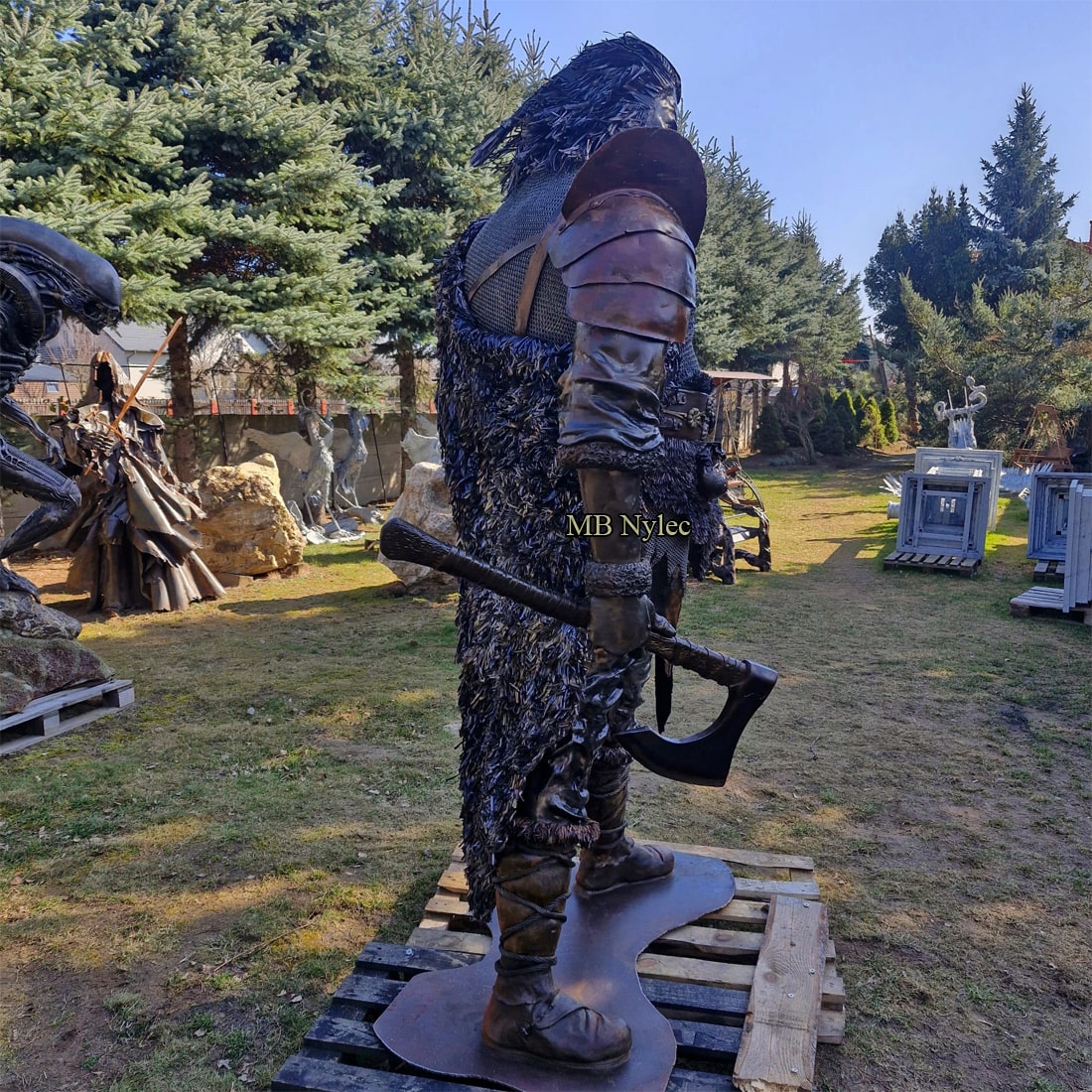 Viking – realistisk kjempeskulptur – 4