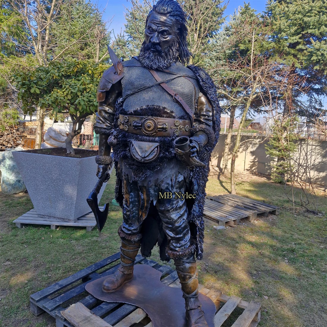 Viking – realistisk kjempeskulptur – 5