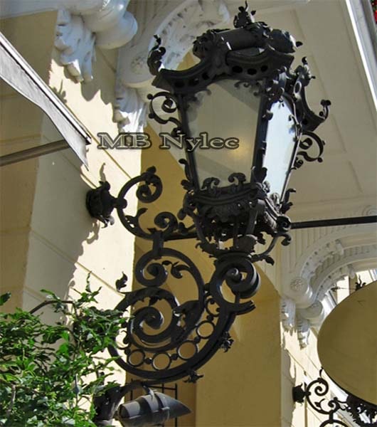 Barock vägglykta i smide OGD 16