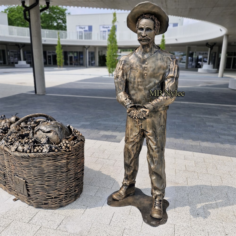 Bonde med säd metallskulptur – bild 6
