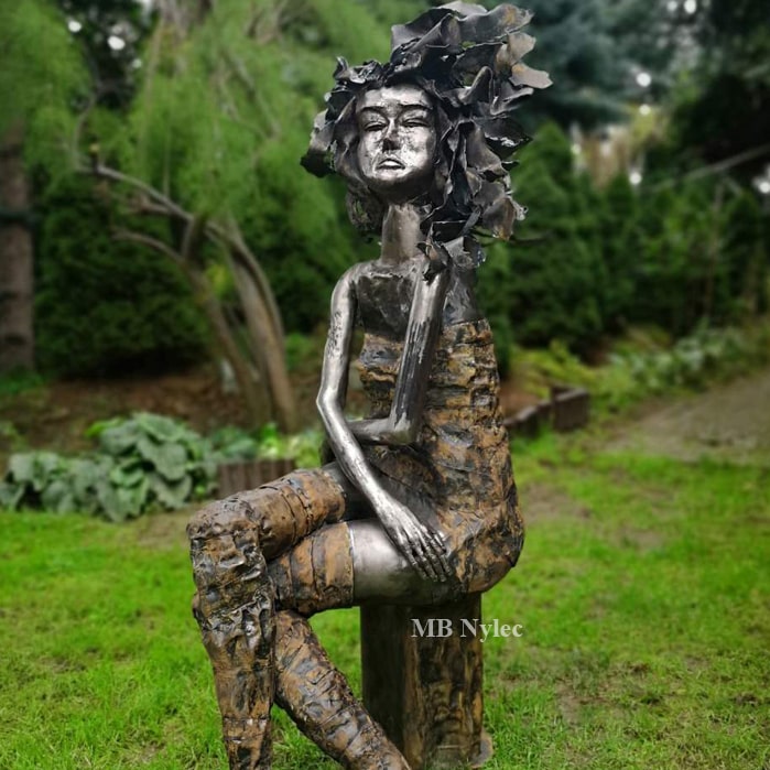 Elegant dam – handgjord modern metallskulptur (Z 115)