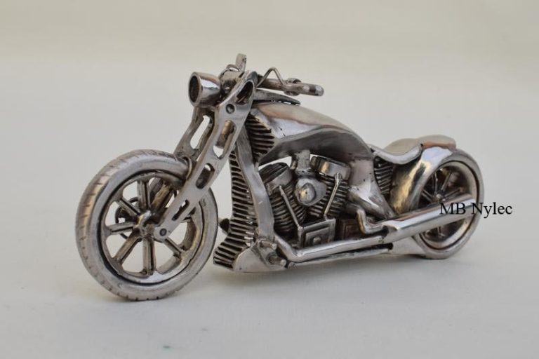 Handgjord motorcykel i rostfritt stål Z INOX 4