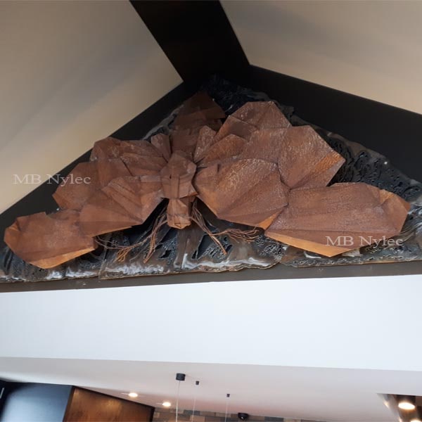 Nattfjäril relief i stål Z 60