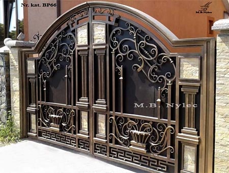 brama pełna z gzymsami bp66