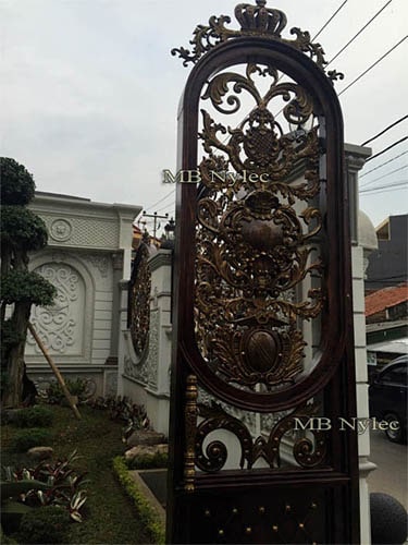 Kuta furtka w stylu orientalnym bp112