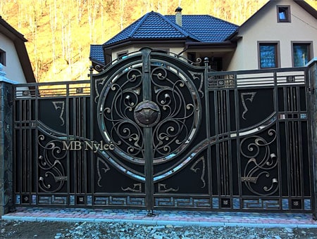 brama wjazdowa do domu rezydencji bp201