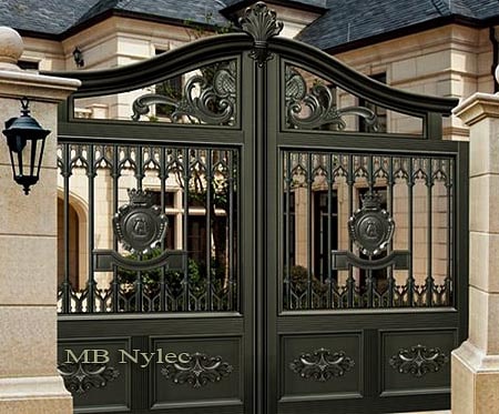 kuta brama o wzornictwie dworskim z elementami orientalnymi bp137