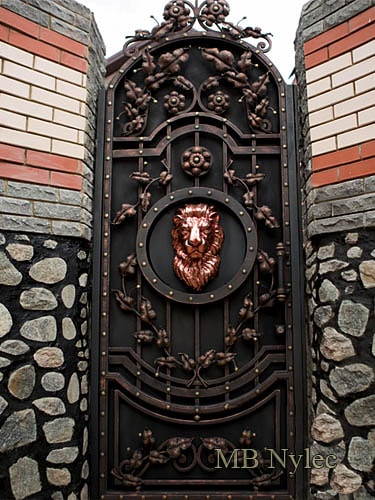 kuta furtka wejściowa z lwem bp151f