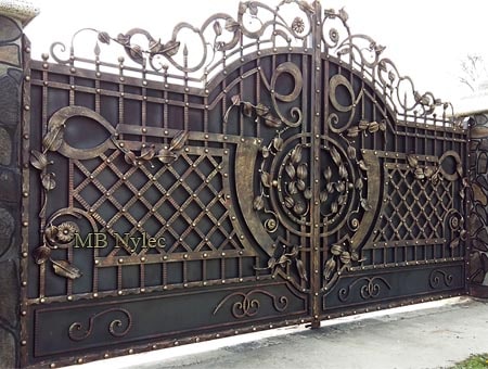 zabudowana brama wjazdowa bp171