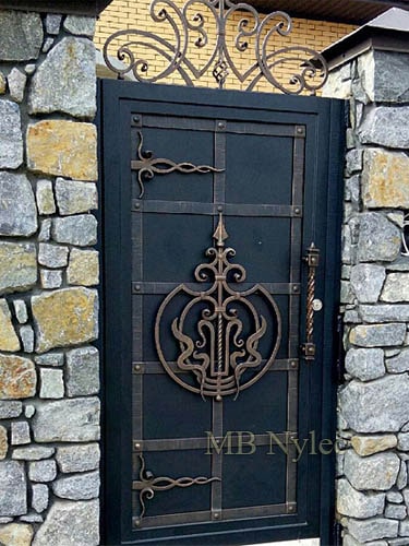 zabudowana furtka kuta bp153f