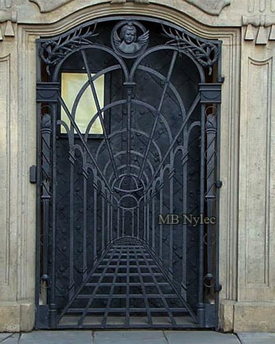 kuta krata do kościoła