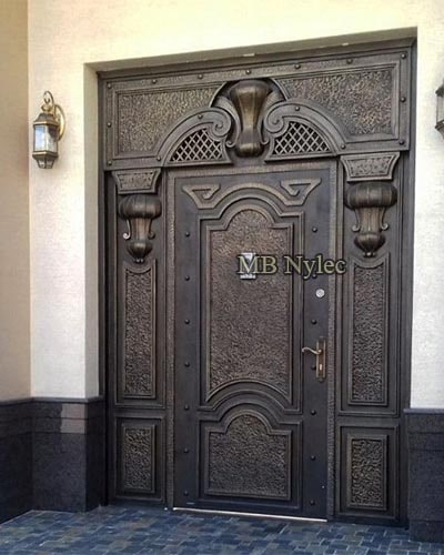 pełne drzwi kute dz7