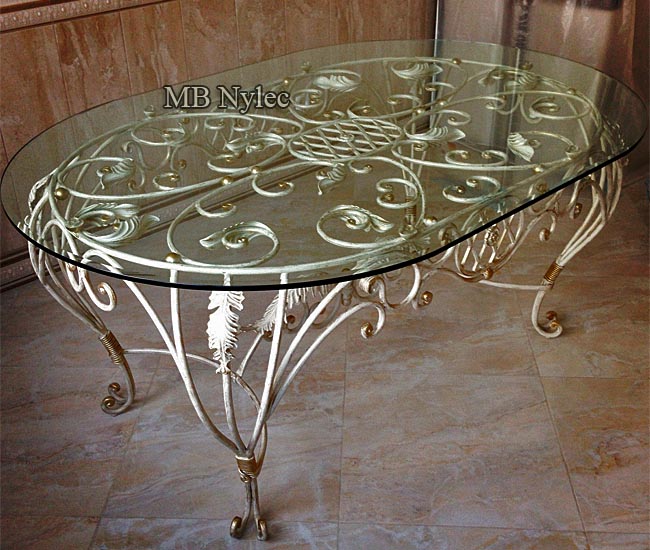 ekskluzywny duży kuty stół mk37