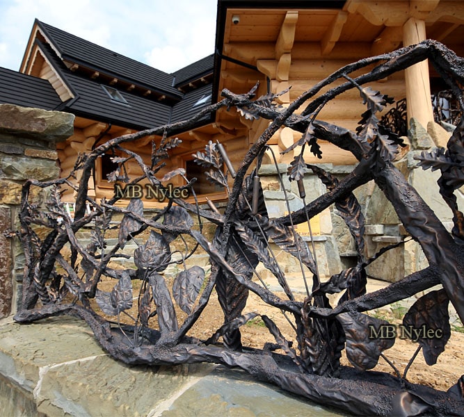 Kute ogrodzenie roślinne myśliwskie