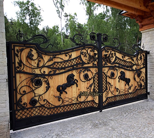 Ekskluzywna brama drewniana