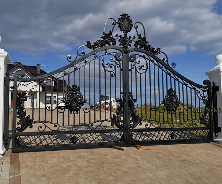 Brama metalowa dwuskrzydłowa