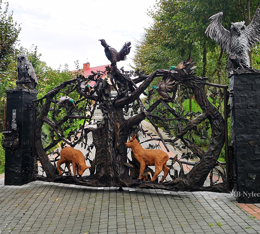 Brama wjazdowa metalowa z sowami