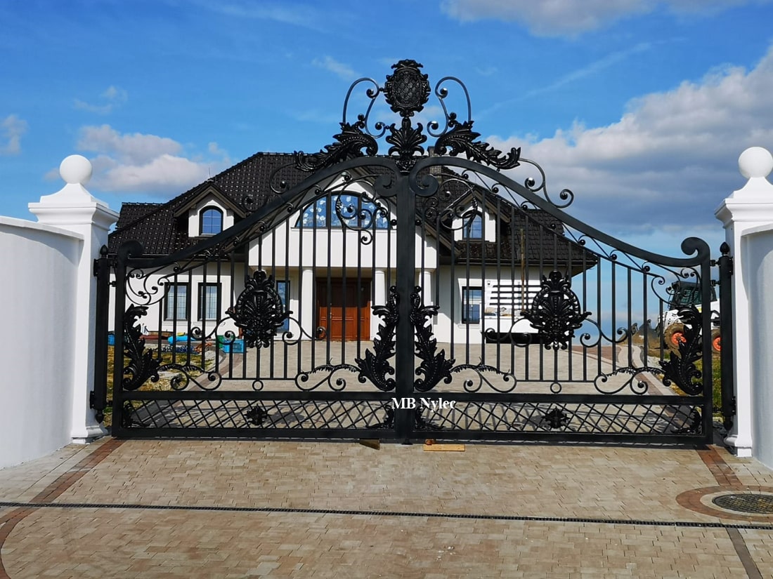 metalowa brama wjazdowa
