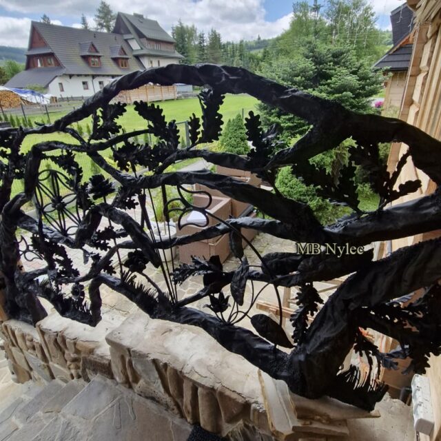 góralska barierka z metalu