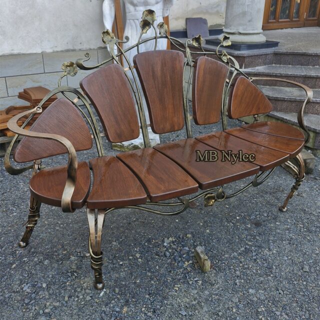 Ekskluzywna ławka kuta