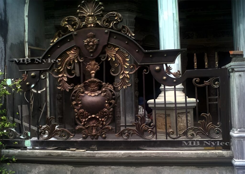 ekskluzywne ogrodzenie metalowe