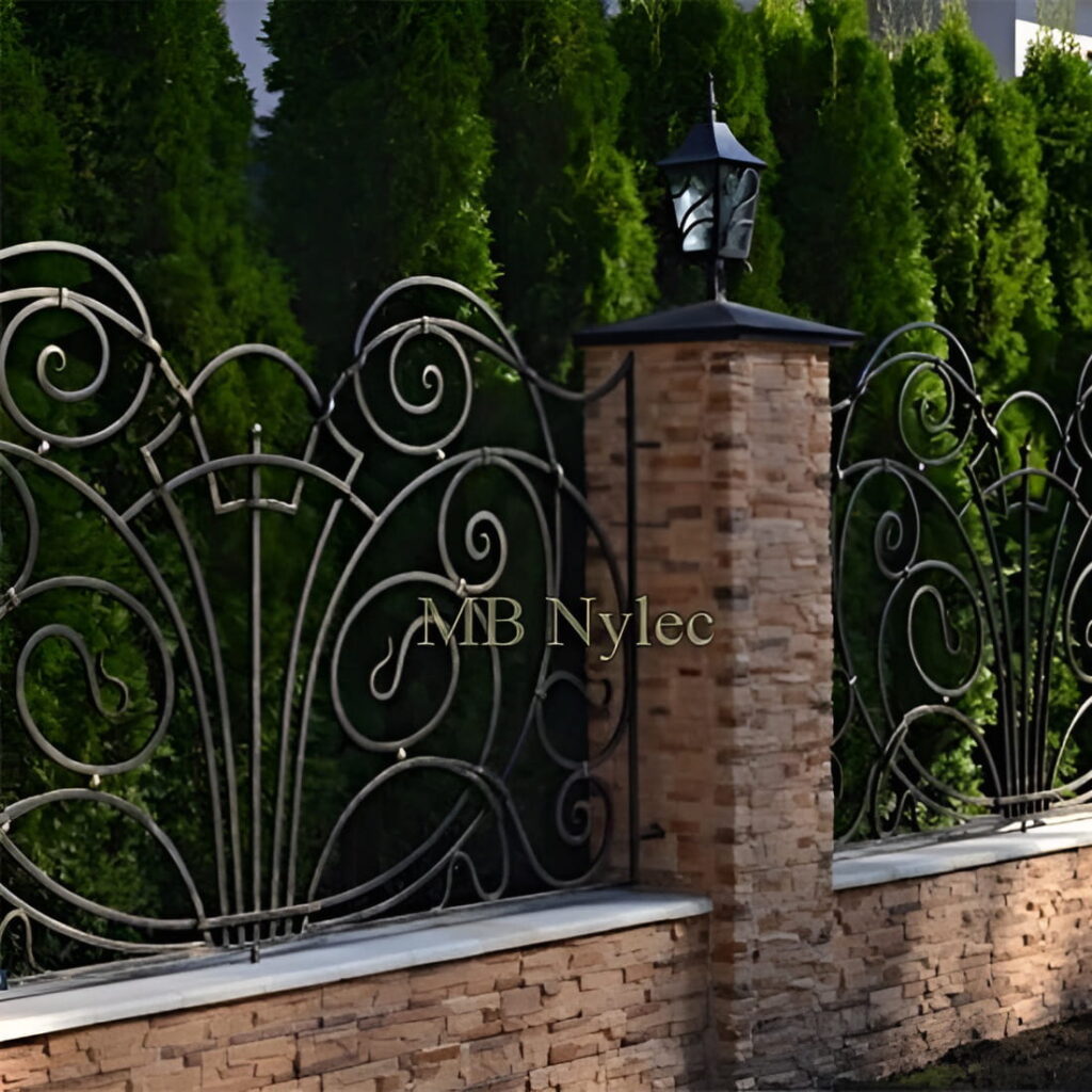 ogrodzenie kute z metalu