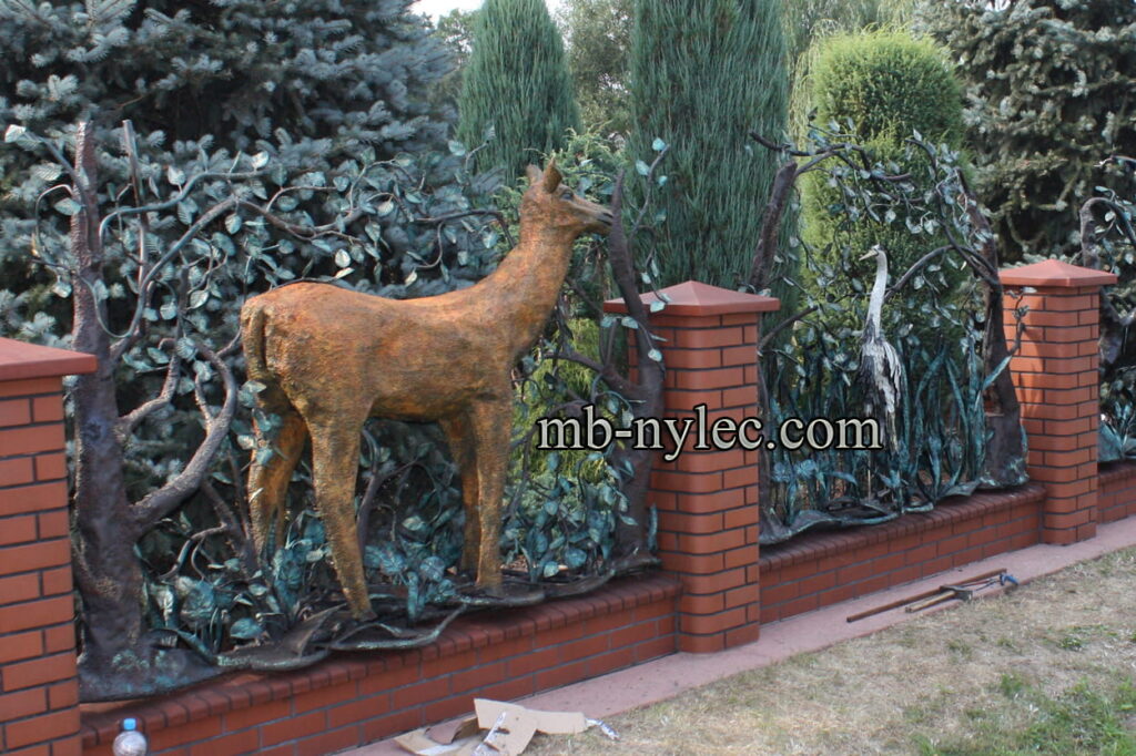 ogrodzenie z łanią agroturystyka