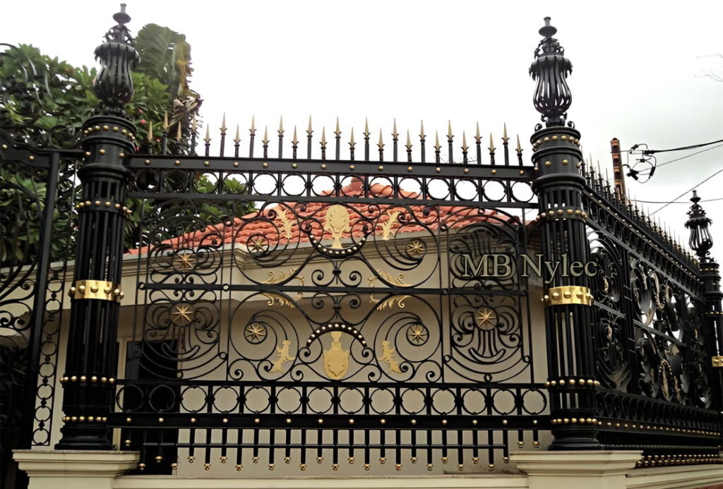 ogrodzenie z metalu kute